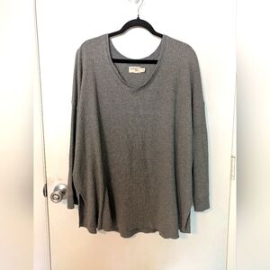 Terra & Sky 3x Gray Waffle V-neck Shirt